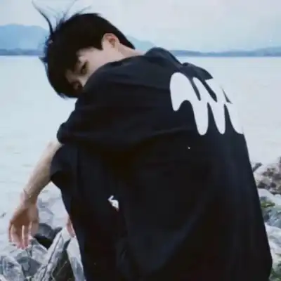 郝依霜
